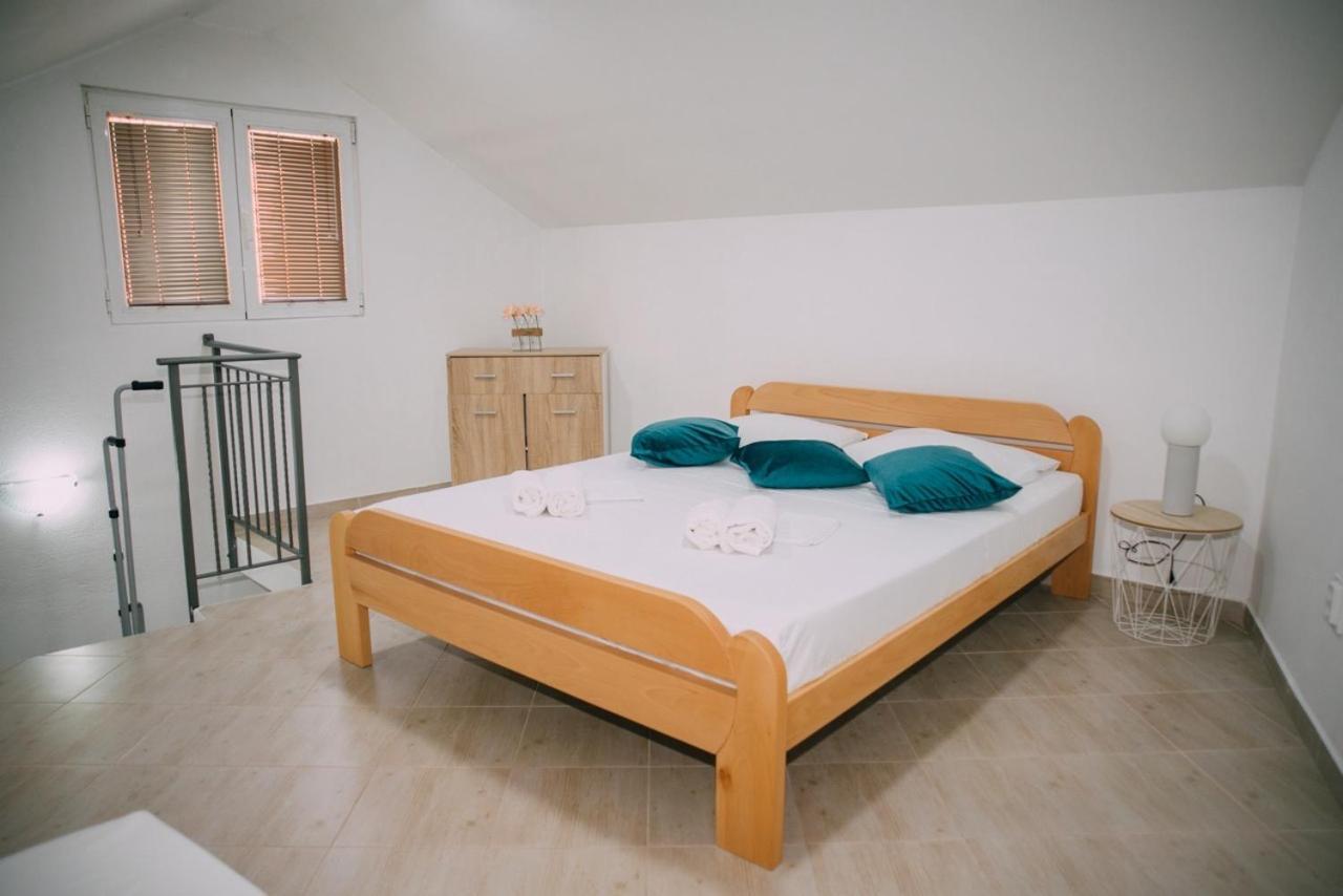 Lovely Apartment Moki Near The Center Kotor Dış mekan fotoğraf